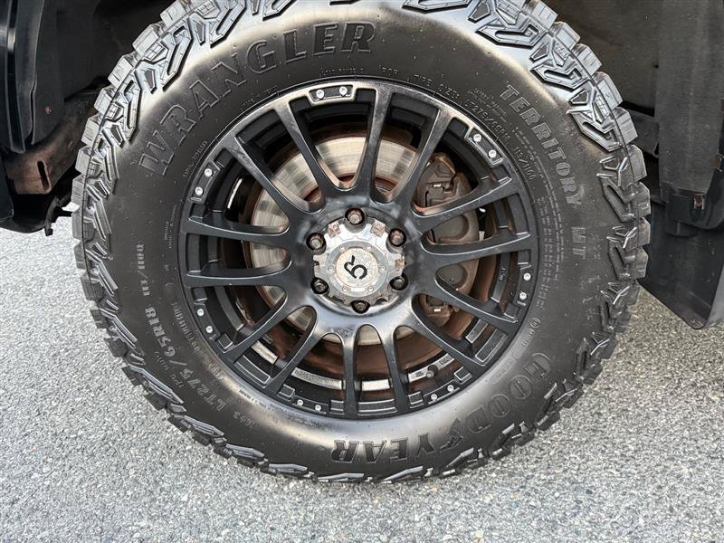 Used 2016 Ford F150 XLT w/ Equipment Group 302A Luxury AWD/4WD image 11