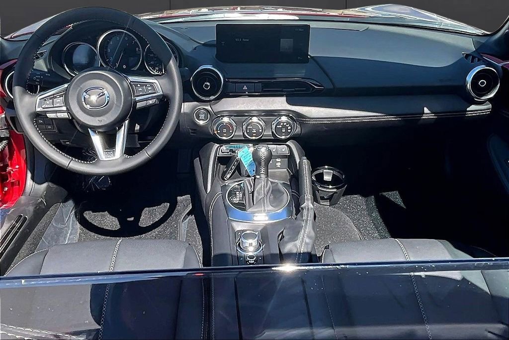 New 2026 MAZDA MX-5 Miata RF Grand Touring image 5