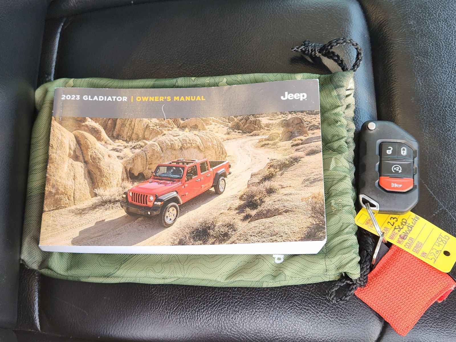 Used 2023 Jeep Gladiator Rubicon w/ Cold Weather Group image 41