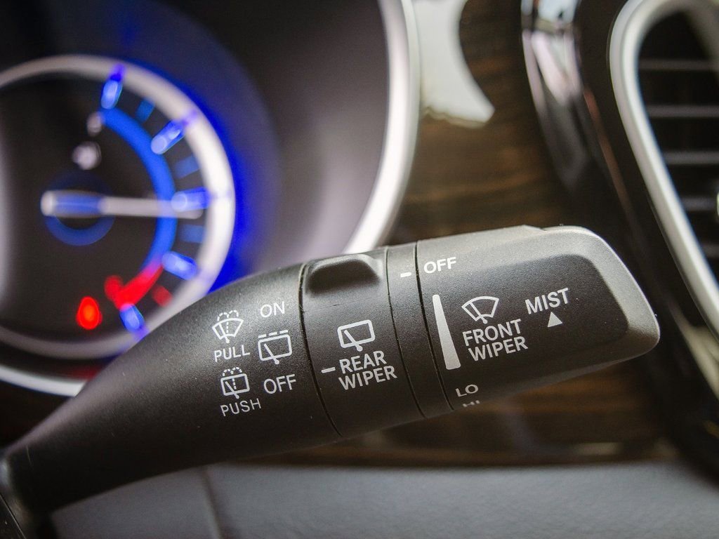 Used 2023 Chrysler Pacifica Limited image 15
