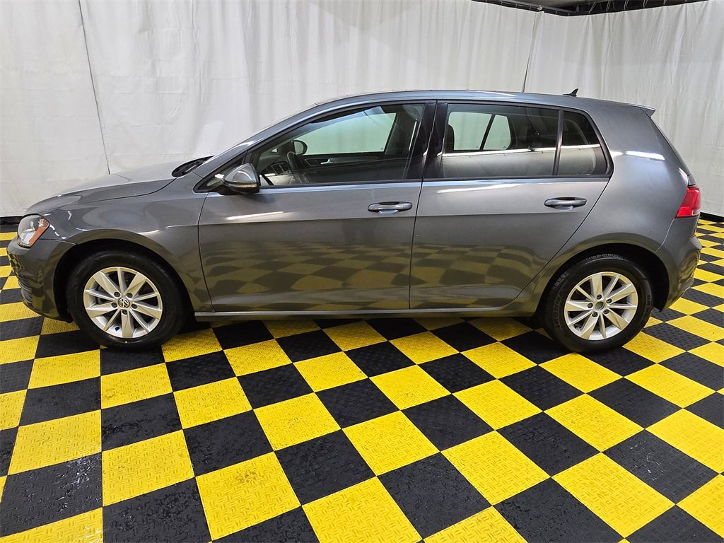 Used 2015 Volkswagen Golf SE image 37