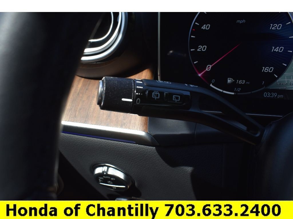 Used 2023 Mercedes-Benz GLC 300 4MATIC image 10