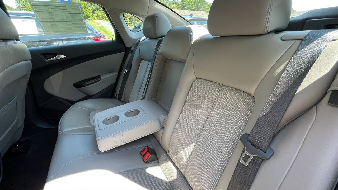 Used 2012 Buick Verano FWD image 21