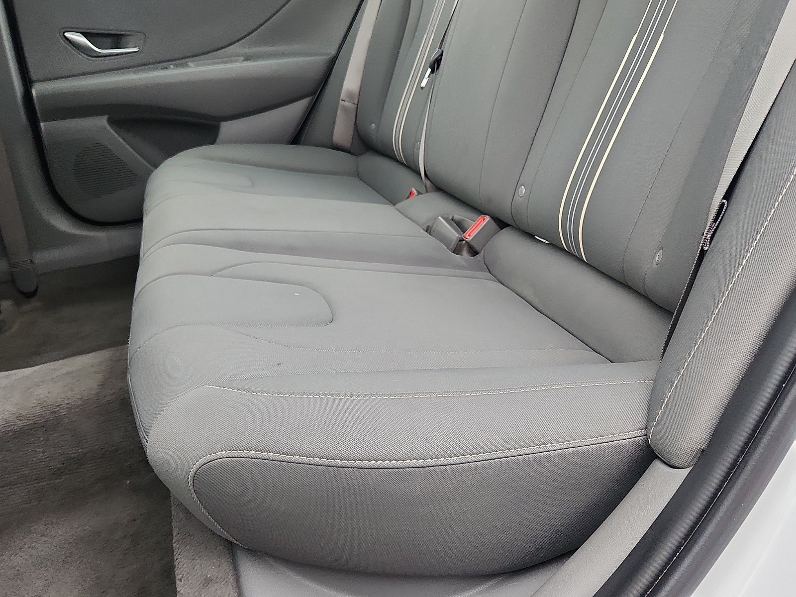 Certified 2024 Hyundai Elantra SEL FWD image 26