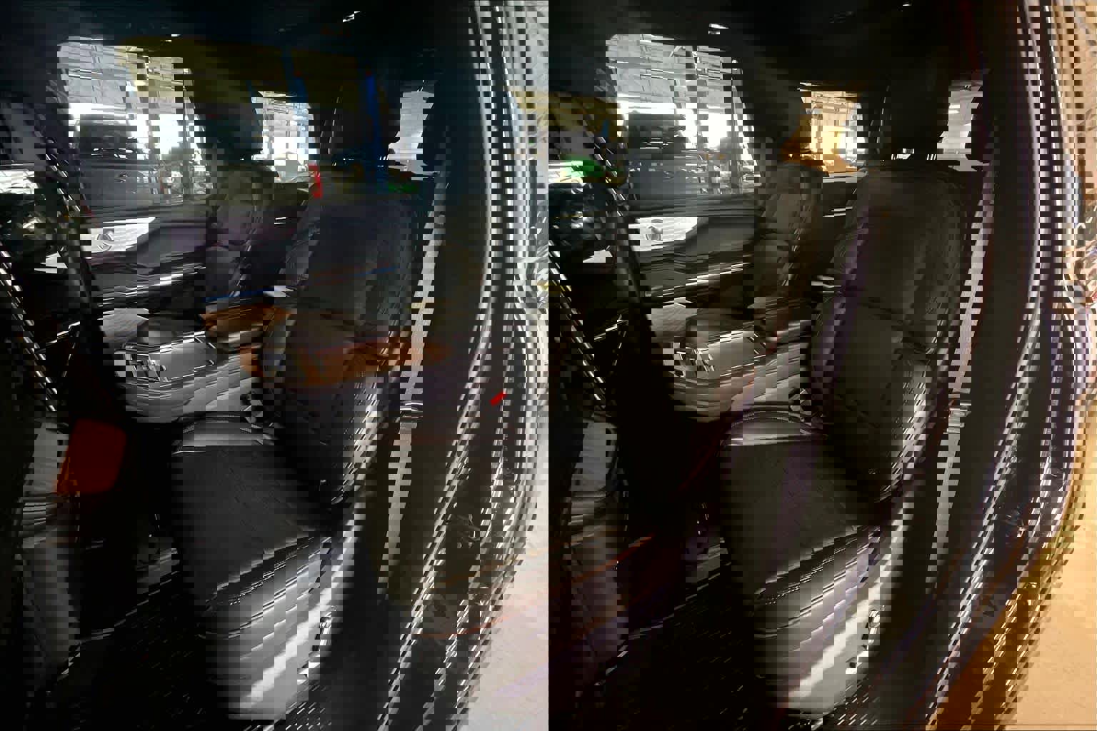 Used 2025 Lincoln Navigator Black Label AWD/4WD image 18