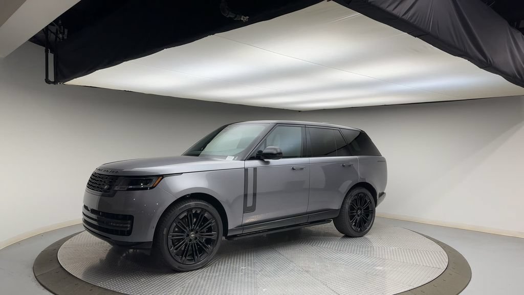Certified 2025 Land Rover Range Rover Autobiography AWD/4WD image 4