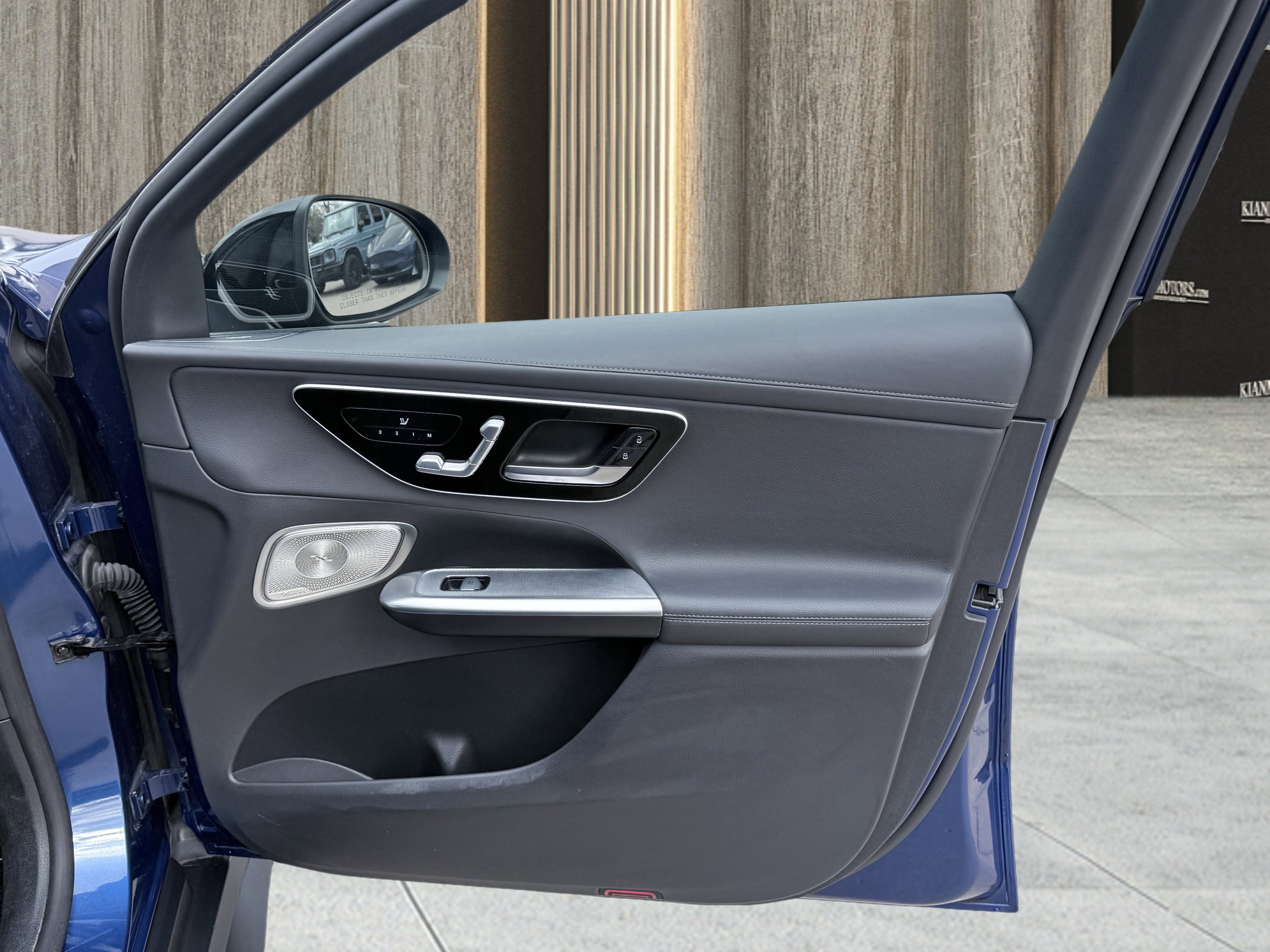 Used 2024 Mercedes-Benz GLC 300 4MATIC w/ AMG Line image 45