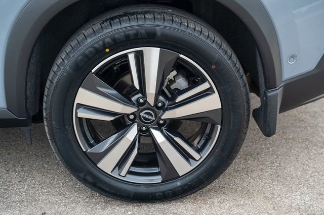 Used 2022 Nissan Rogue Platinum w/ Head-Up Display Package image 9