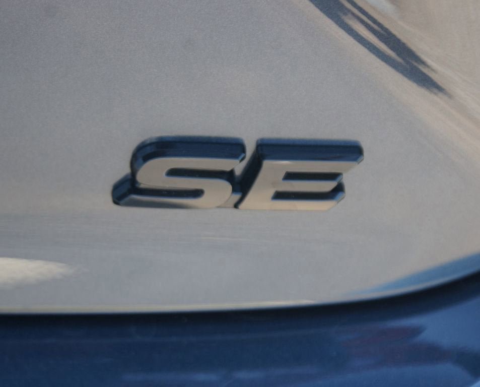 Used 2026 Toyota Camry SE FWD image 18