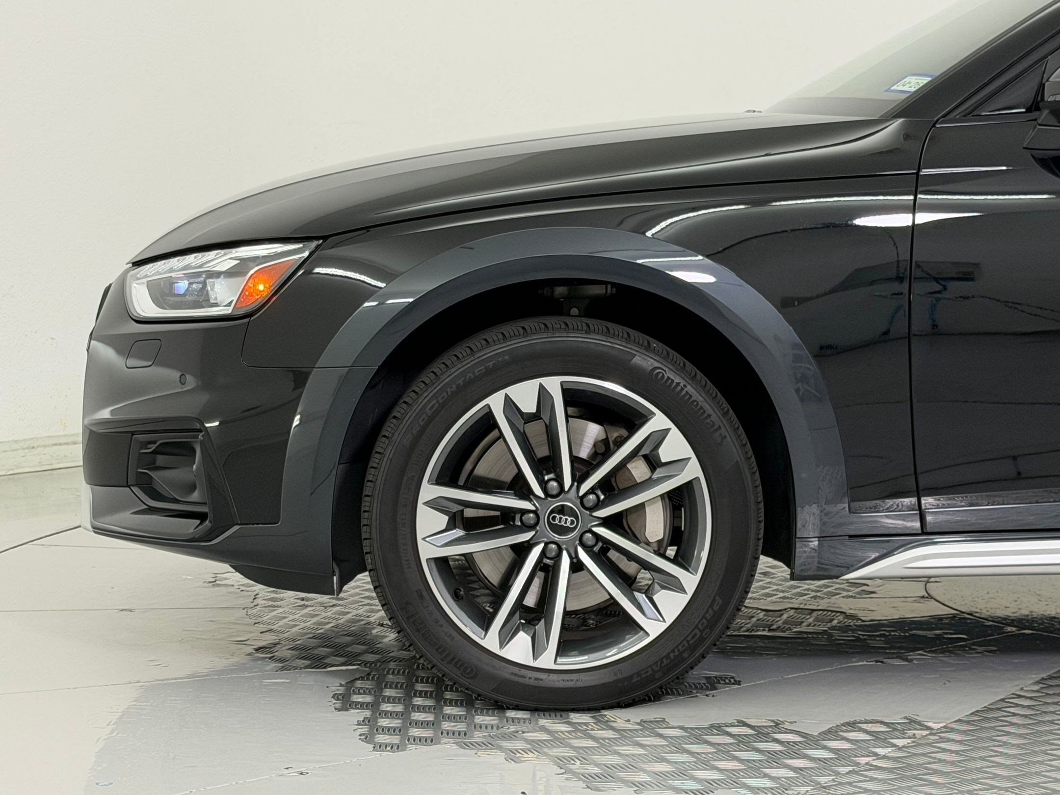 Certified 2024 Audi A4 2.0T allroad Premium Plus w/ Premium Plus Package image 17