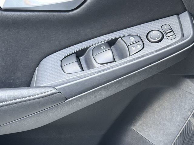 New 2025 Nissan Sentra SV w/ Trunk Package FWD image 40