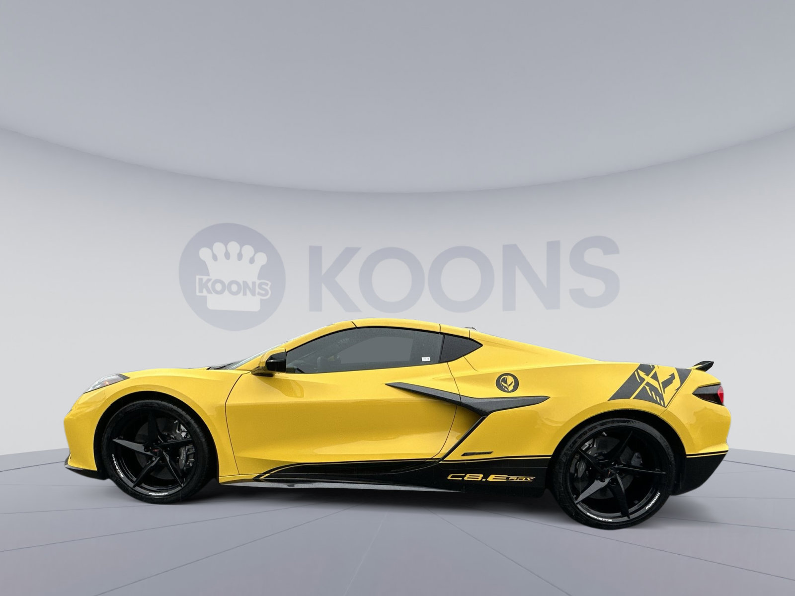 Used 2025 Chevrolet Corvette E-Ray w/ Battery Protection Package AWD/4WD image 7