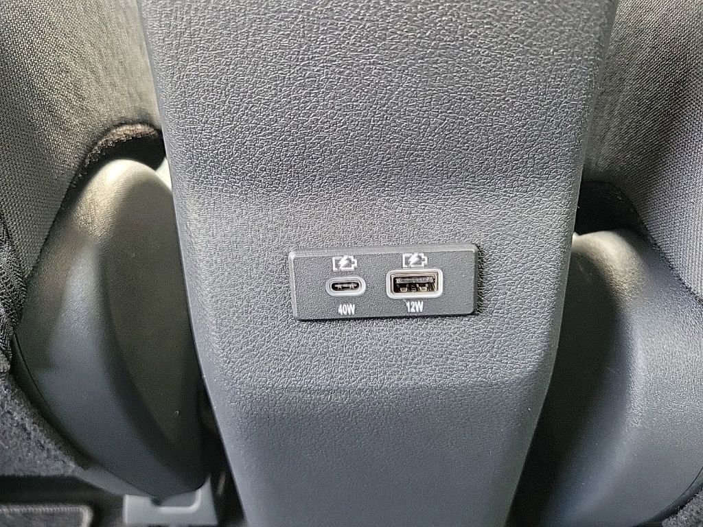 New 2025 Nissan Kicks SV w/ SV Premium Package image 17