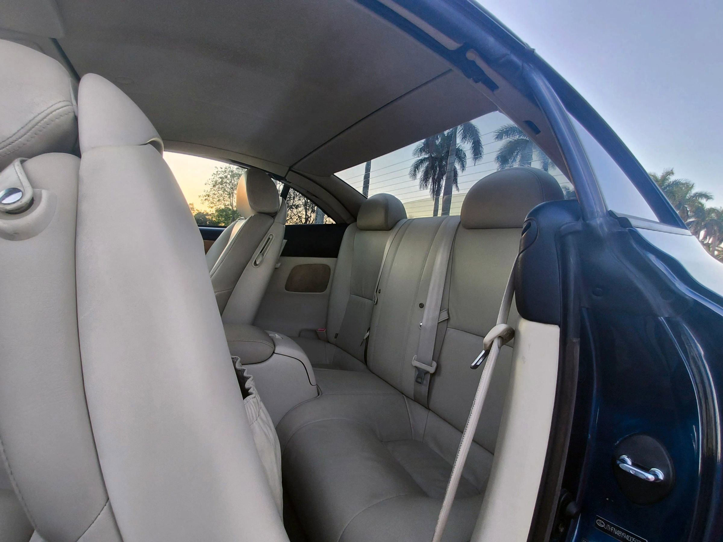 Used 2004 Lexus SC 430 Convertible image 41