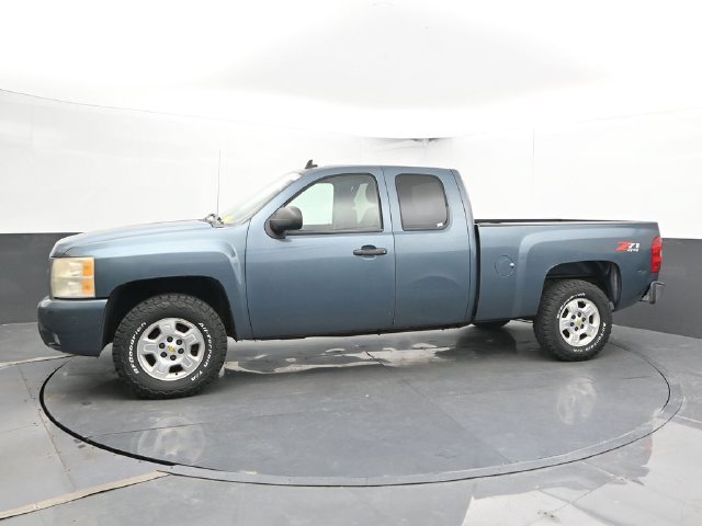 Used 2009 Chevrolet Silverado 1500 LT w/ Power Pack Plus AWD/4WD image 7