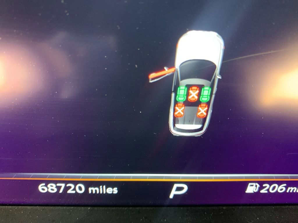 Used 2022 INFINITI QX60 Luxe w/ Cargo Package image 16