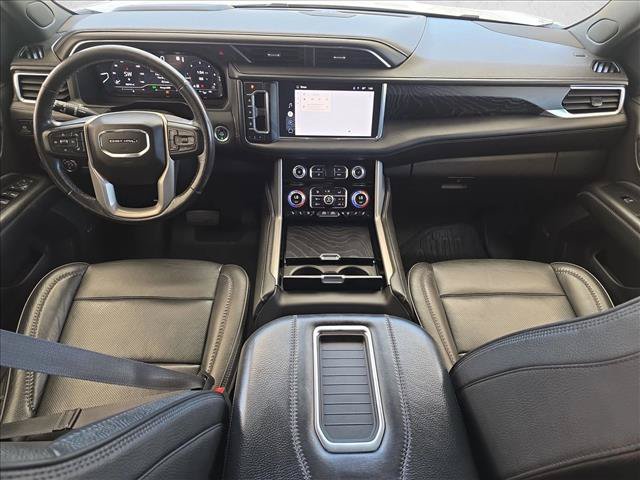 Used 2022 GMC Yukon XL Denali w/ Advanced Technology Package AWD/4WD image 18