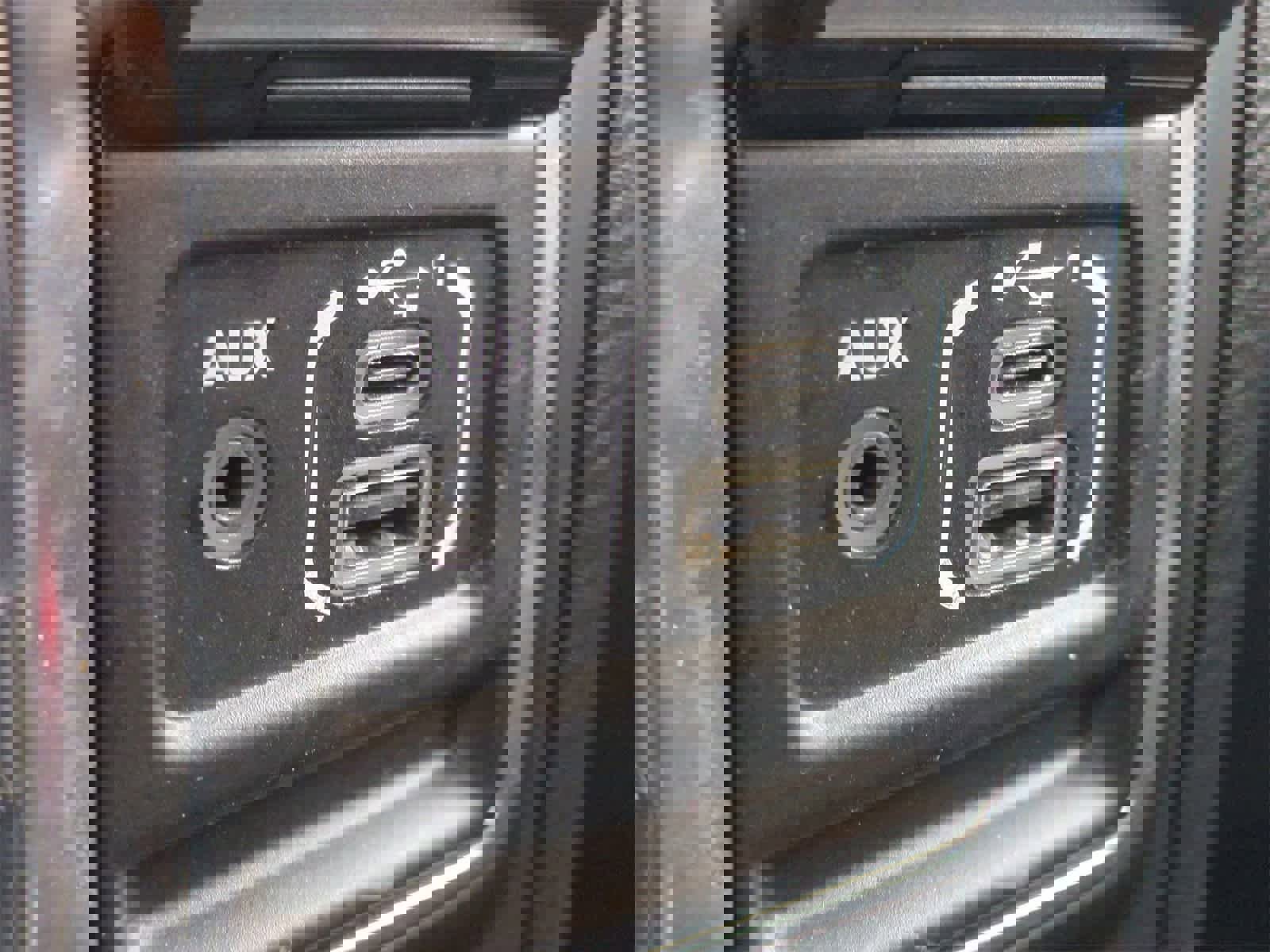 Used 2020 Jeep Wrangler Unlimited Sahara image 29