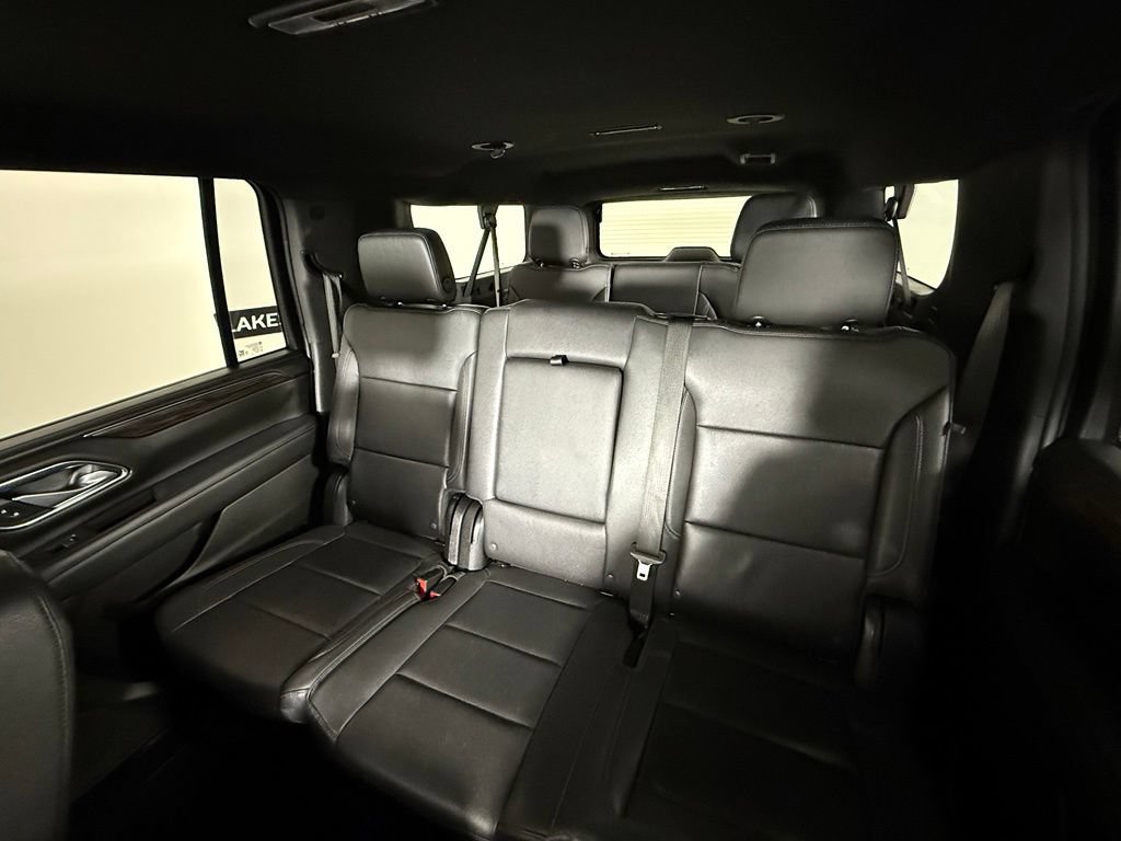 Used 2022 Chevrolet Suburban Z71 AWD/4WD image 34