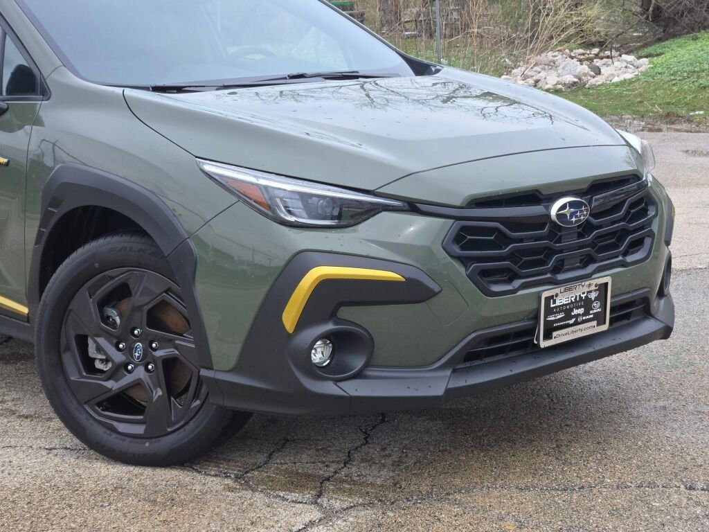 Certified 2025 Subaru Crosstrek 2.5i Sport AWD/4WD image 2