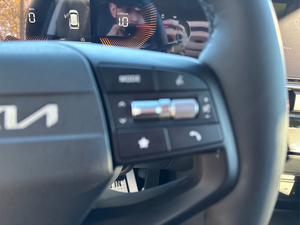 New 2026 Kia Sportage EX image 17