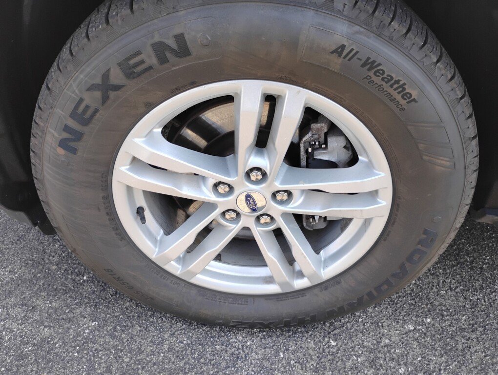 Used 2022 Ford Explorer XLT AWD/4WD image 24