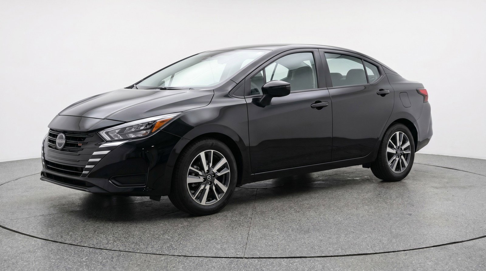 Used 2025 Nissan Versa SV FWD image 3