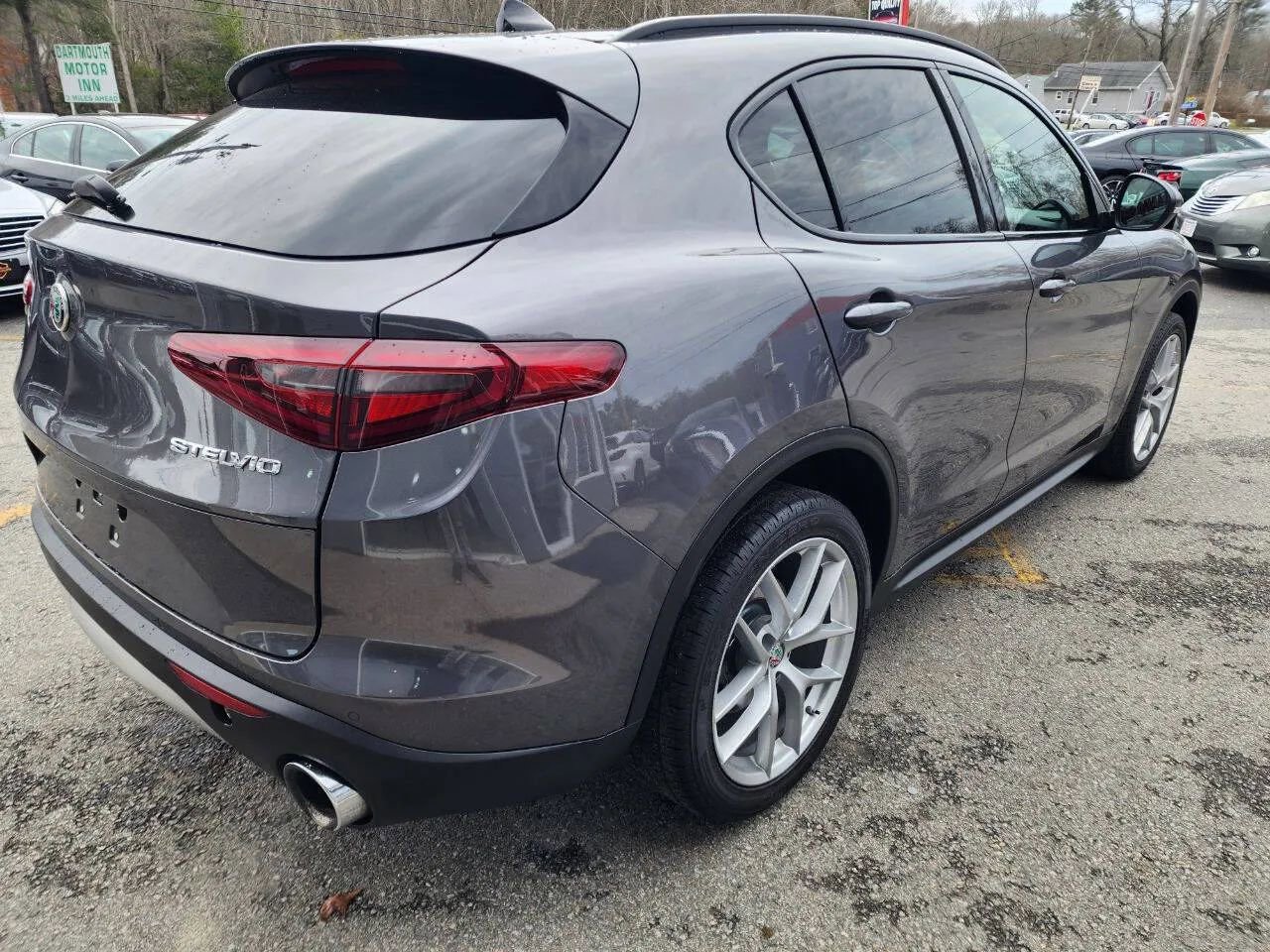 Used 2018 Alfa Romeo Stelvio Ti Sport image 5