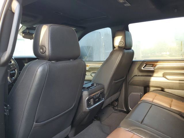 Used 2024 Chevrolet Silverado 2500 High Country w/ High Country Premium Package image 10