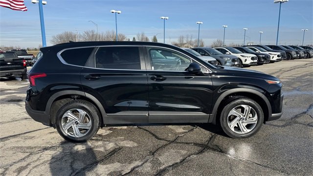 Used 2023 Hyundai Santa Fe SE image 9