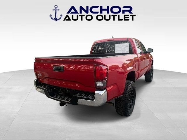 Used 2023 Toyota Tacoma SR5 AWD/4WD image 7