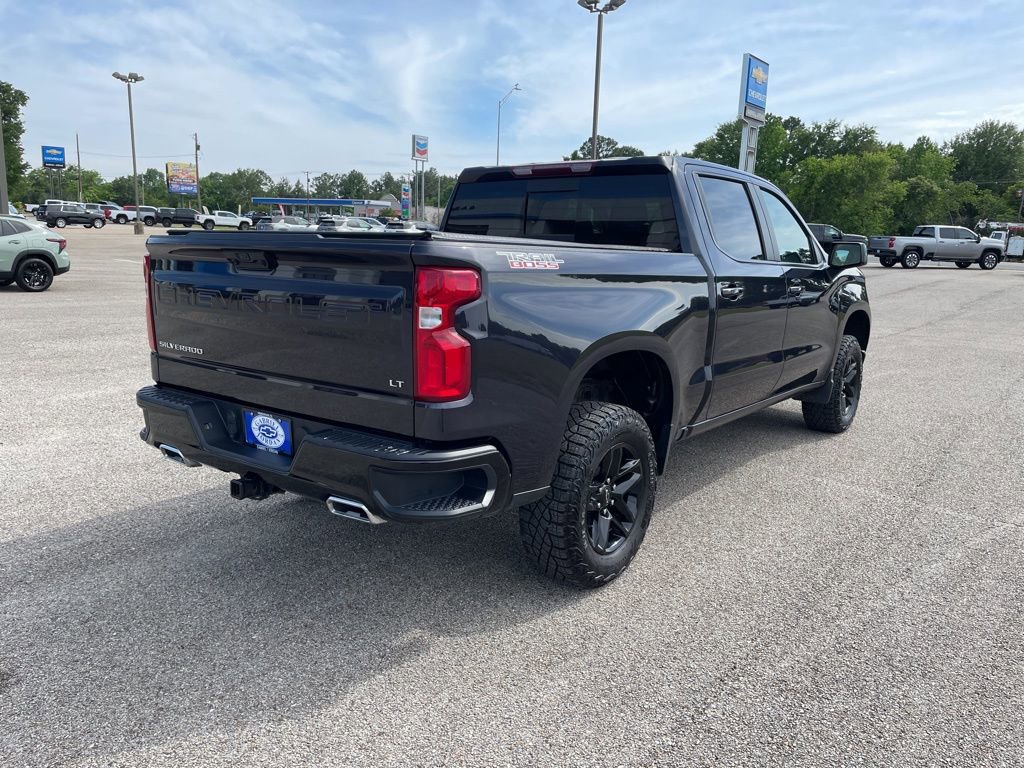 Used 2024 Chevrolet Silverado 1500 LT Trail Boss w/ Convenience Package II image 5
