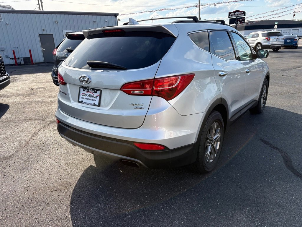 Used 2016 Hyundai Santa Fe Sport w/ Option Group 03 AWD/4WD image 3