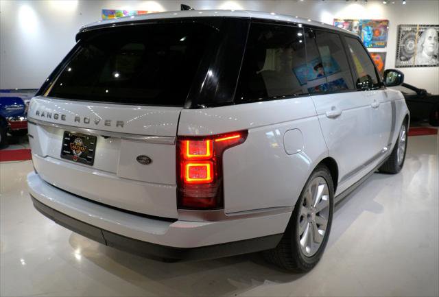 Used 2017 Land Rover Range Rover HSE image 7