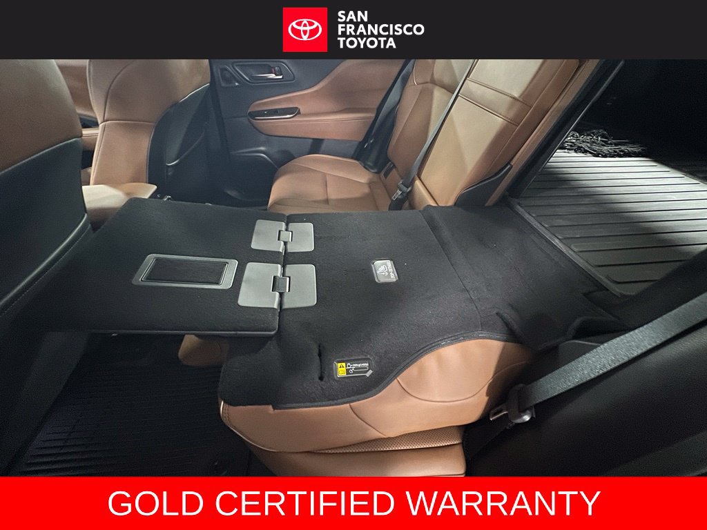 Certified 2025 Toyota Crown Signia w/ Advanced Technology Package AWD/4WD image 18