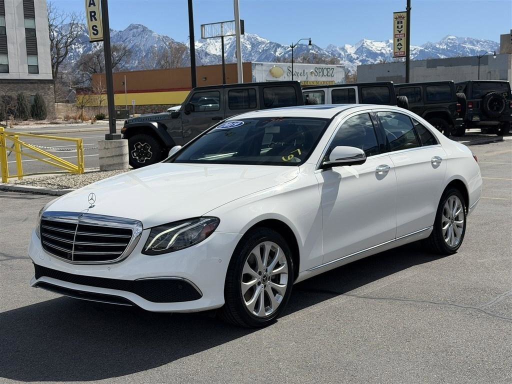 Used 2019 Mercedes-Benz E 300 4MATIC image 3