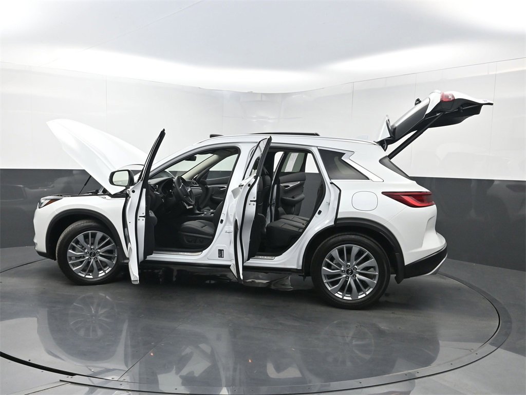 Used 2023 INFINITI QX50 Luxe image 38