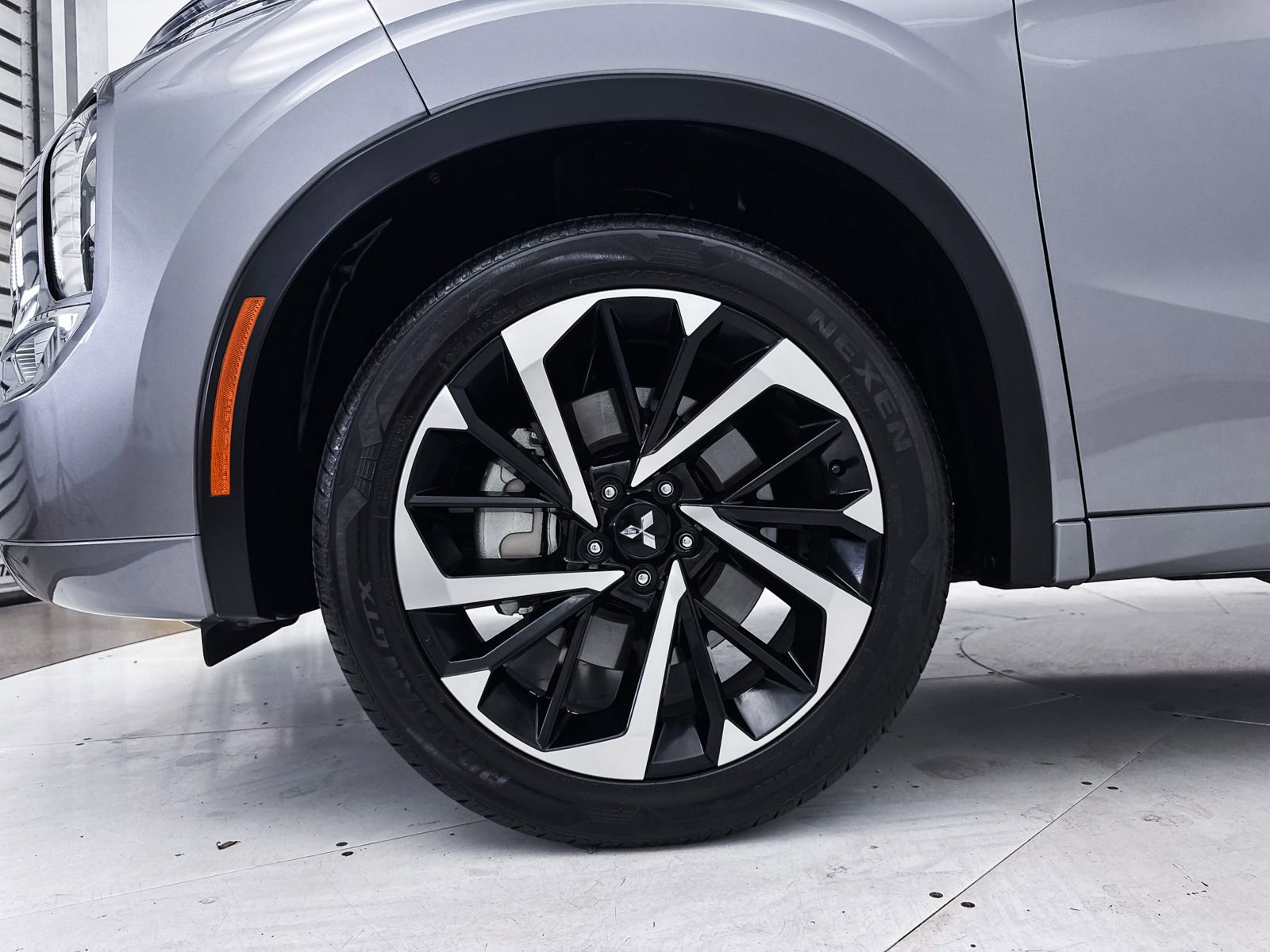 Used 2023 Mitsubishi Outlander SEL image 15