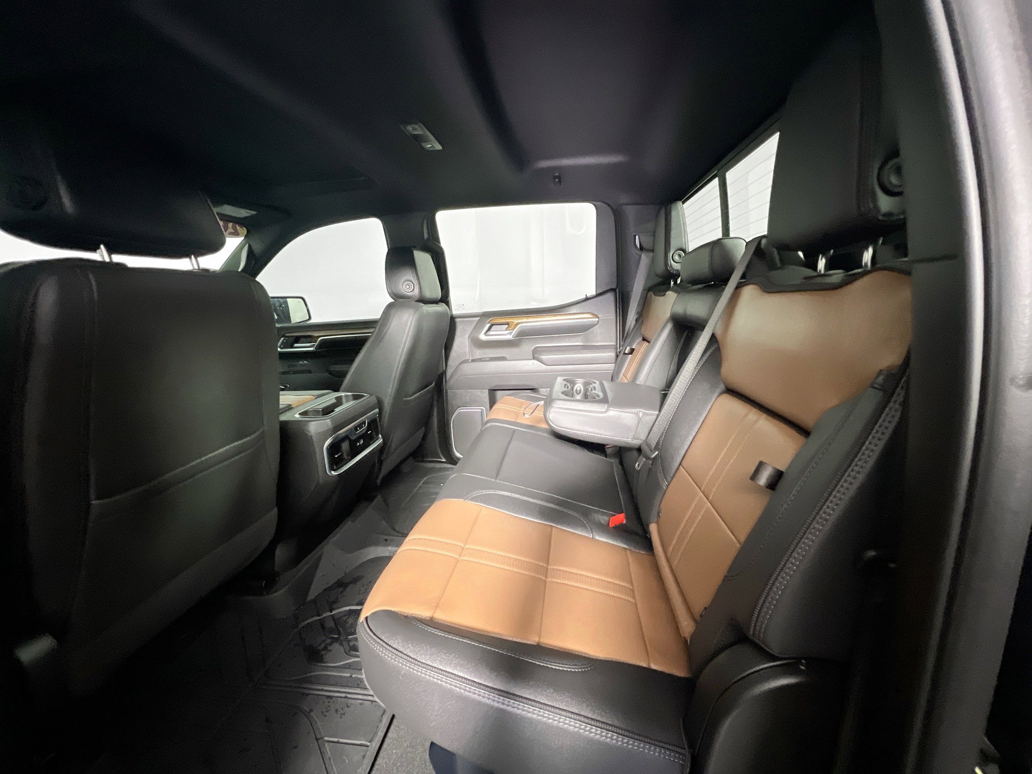 Used 2026 Chevrolet Silverado 1500 High Country image 29