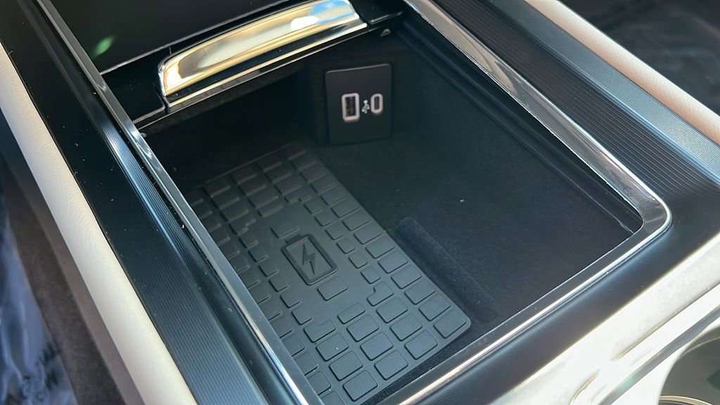 New 2025 Lincoln Corsair Premiere w/ Equipment Group 101A image 17