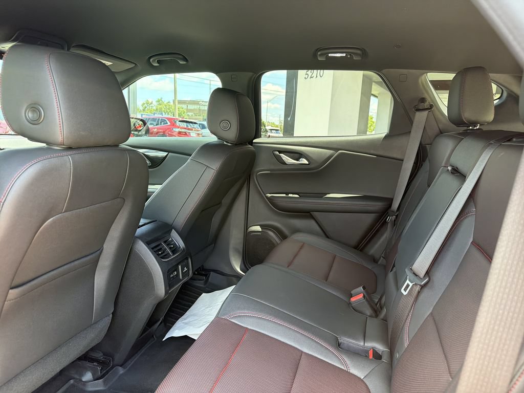 Certified 2023 Chevrolet Blazer RS w/ Driver Confidence II Package FWD image 18