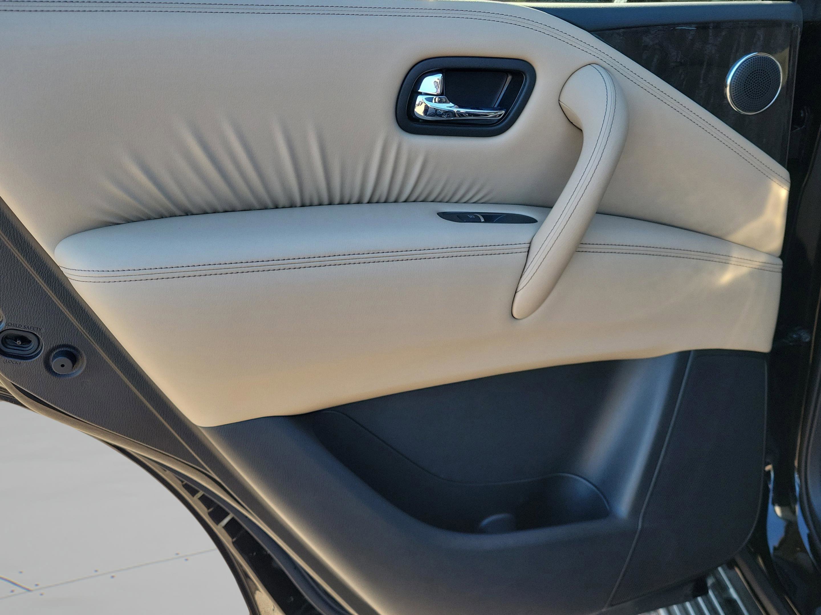 Used 2023 Nissan Armada Platinum w/ Captain's Chairs Package image 13