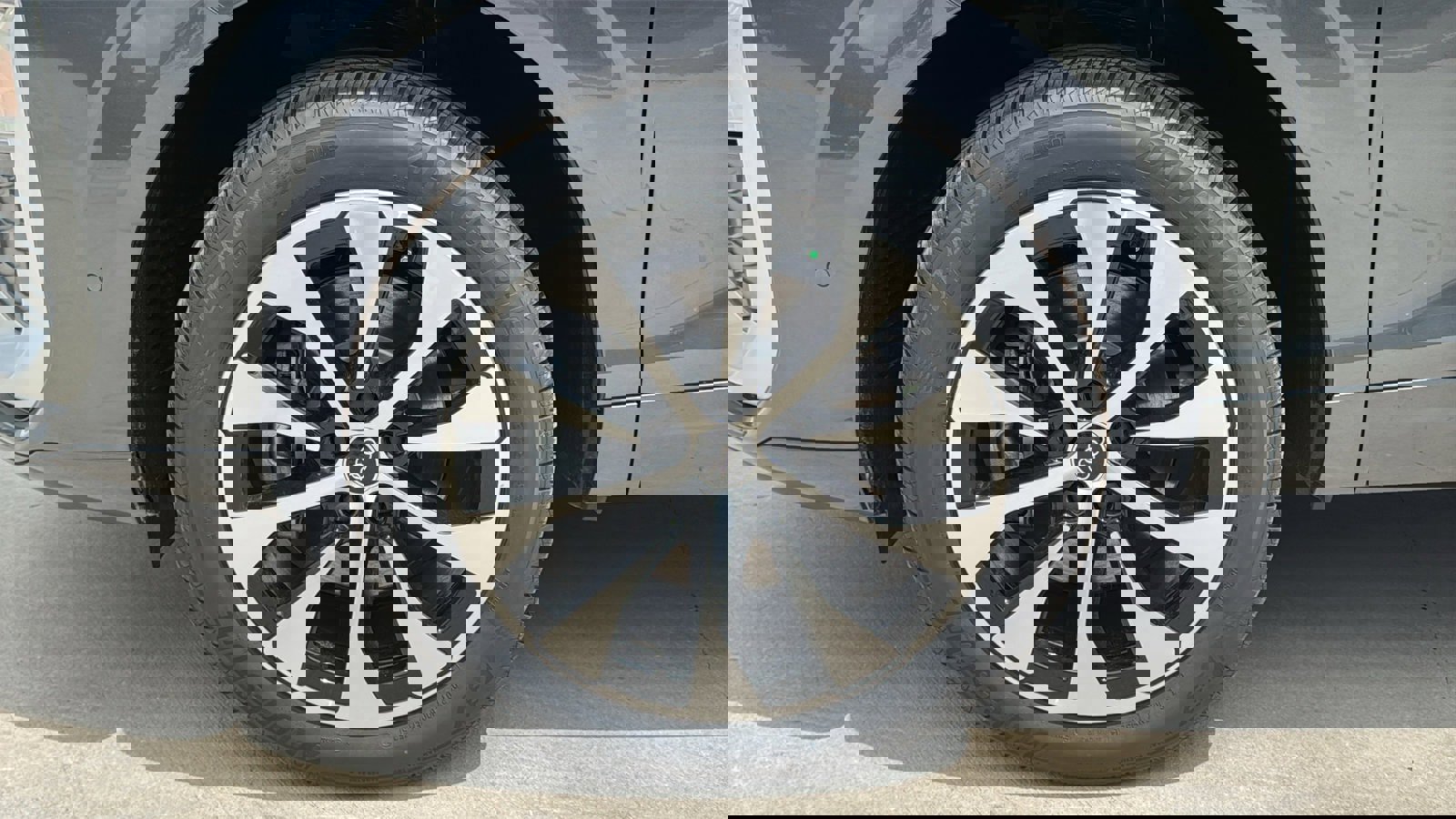 New 2026 Audi Q3 quattro 2.0T AWD/4WD image 26