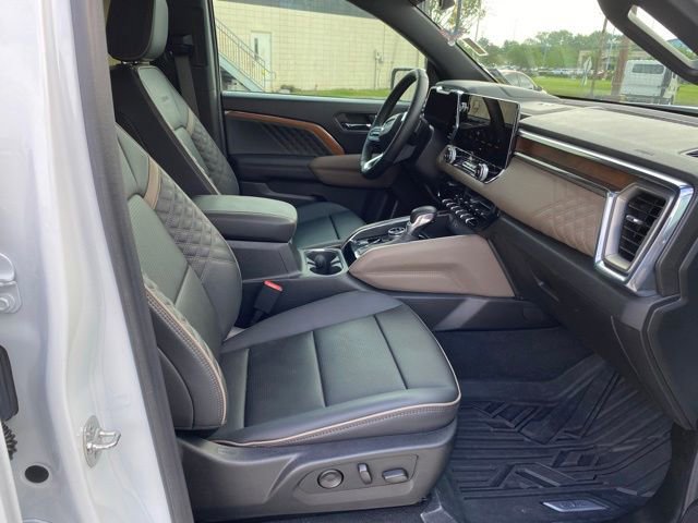 Used 2024 GMC Canyon Denali image 28