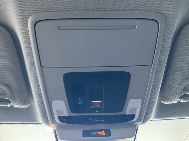 Certified 2023 Honda Accord Touring image 19