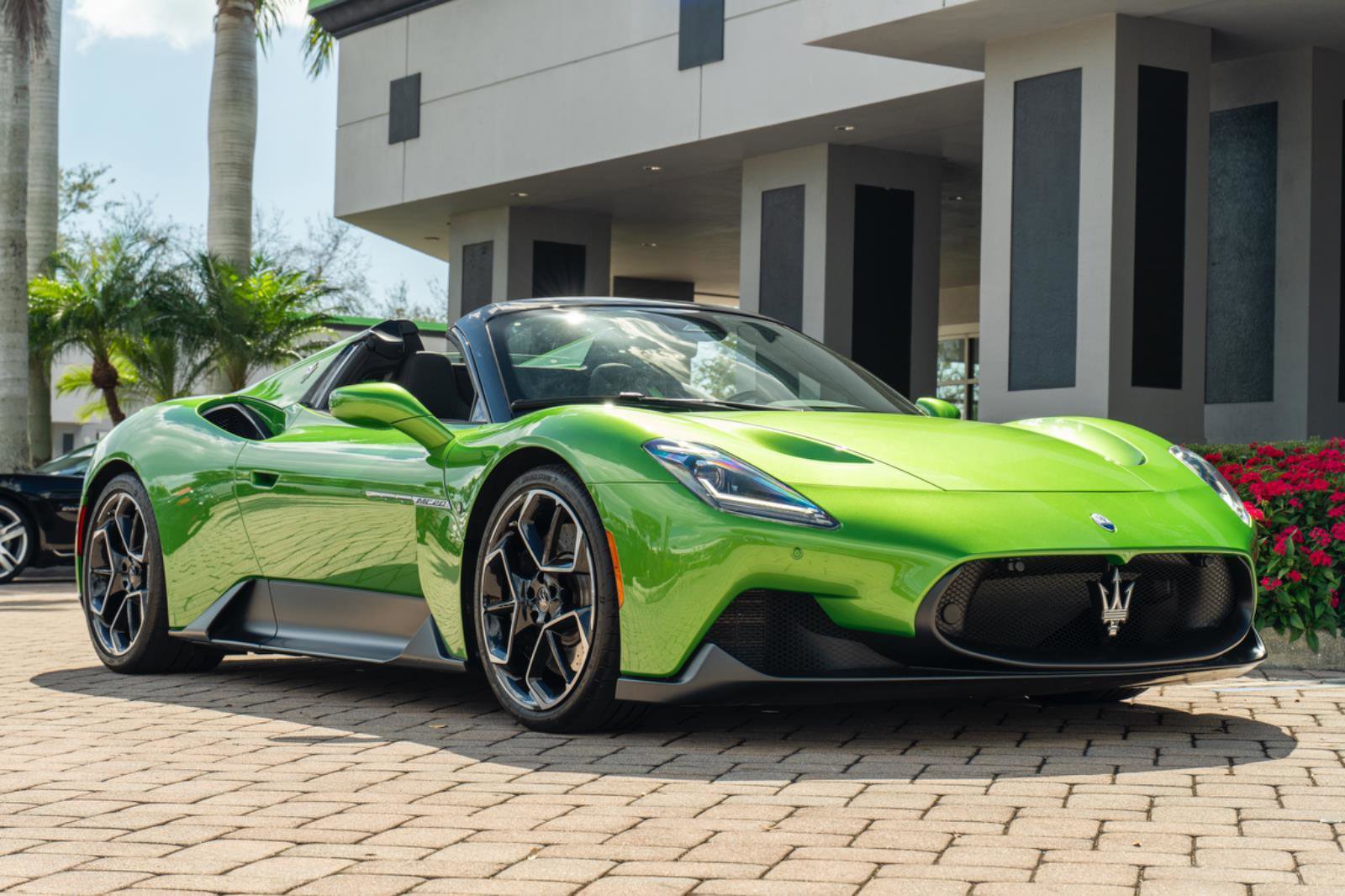 Used 2023 Maserati MC20 Spyder image 15