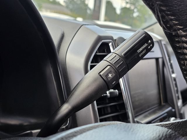 Used 2015 Ford F150 XLT w/ Equipment Group 301A Mid RWD image 25