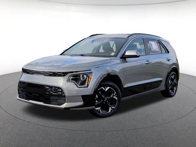 Used 2023 Kia Niro Wind w/ Wind Preserve Package FWD video 1