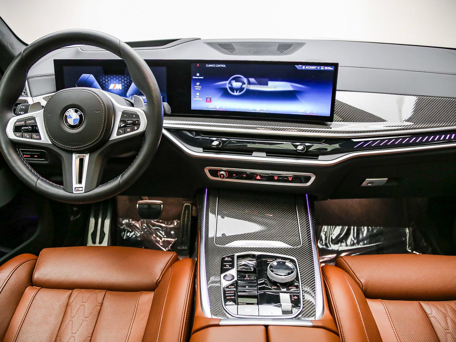 Used 2025 BMW X7 M60i AWD/4WD image 14