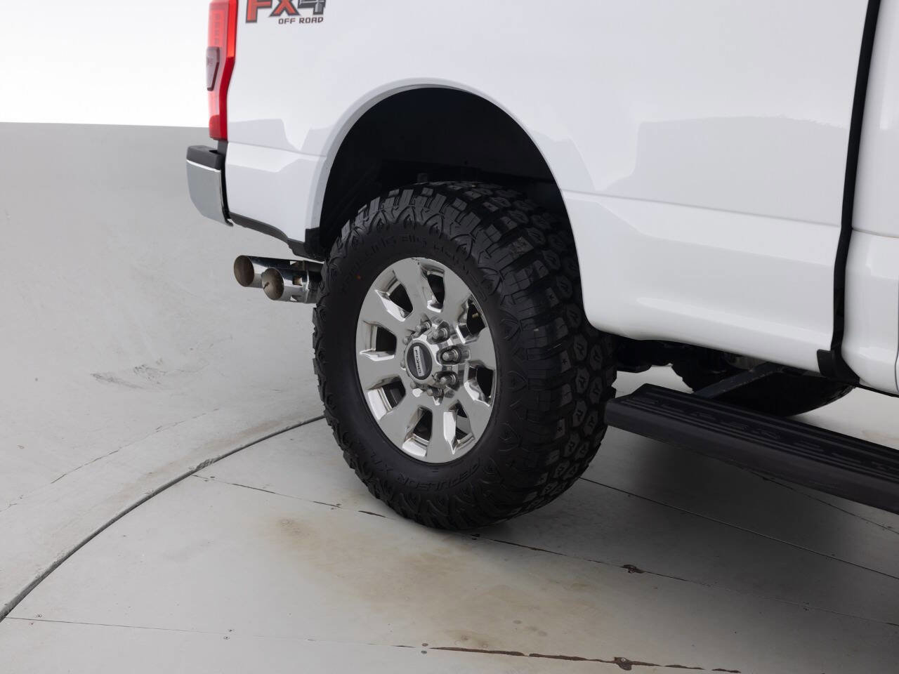 Used 2019 Ford F250 Lariat w/ Lariat Ultimate Package AWD/4WD image 21